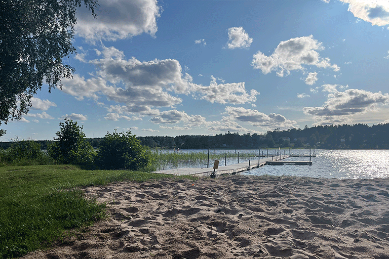 Sämsjöns badplats i Vegby